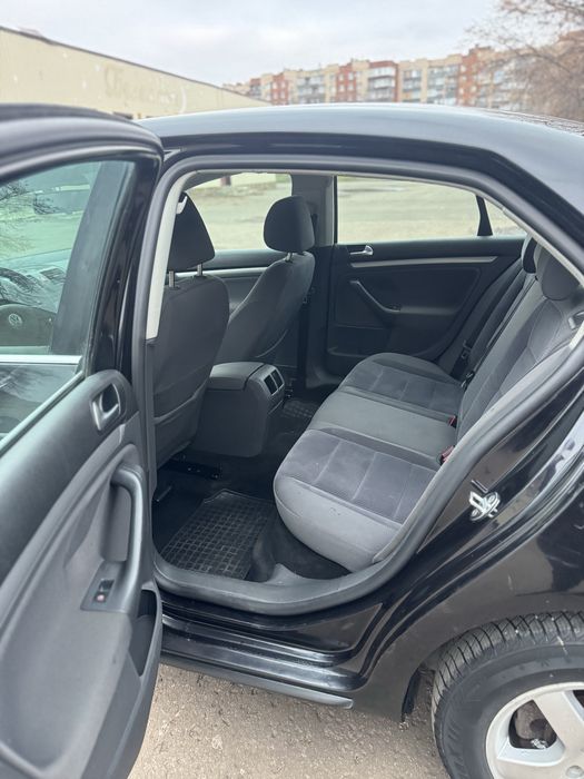 Volkswagen Jetta 2009р 2,0tdi мкпп6 в ідеальнішому стані обслугована