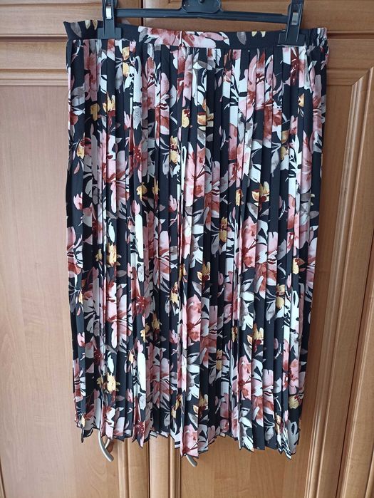 Spódnica plisowana w kwiaty 42 greenpoint