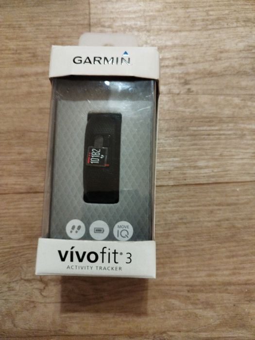 Фитнес трекер Garmin Vivofit3