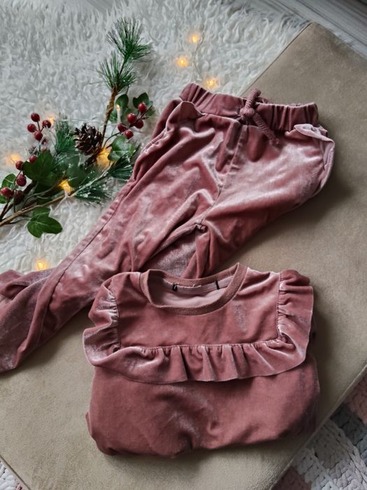 Dres dresik dla dziewczynki 110 różowy falbanki