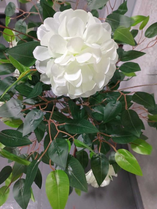 Декоративное цветущее дерево. Бульденеж, гортензия.  Ручная работа.