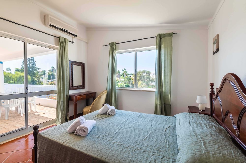 Piscina Privada e Localização Calma - Vivenda Eulalia by Gabi Miguel