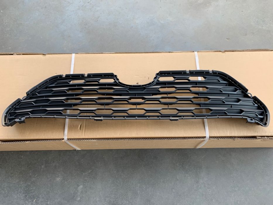Toyota Rav4 2019 2020 бампер в сборе 52119-0R919