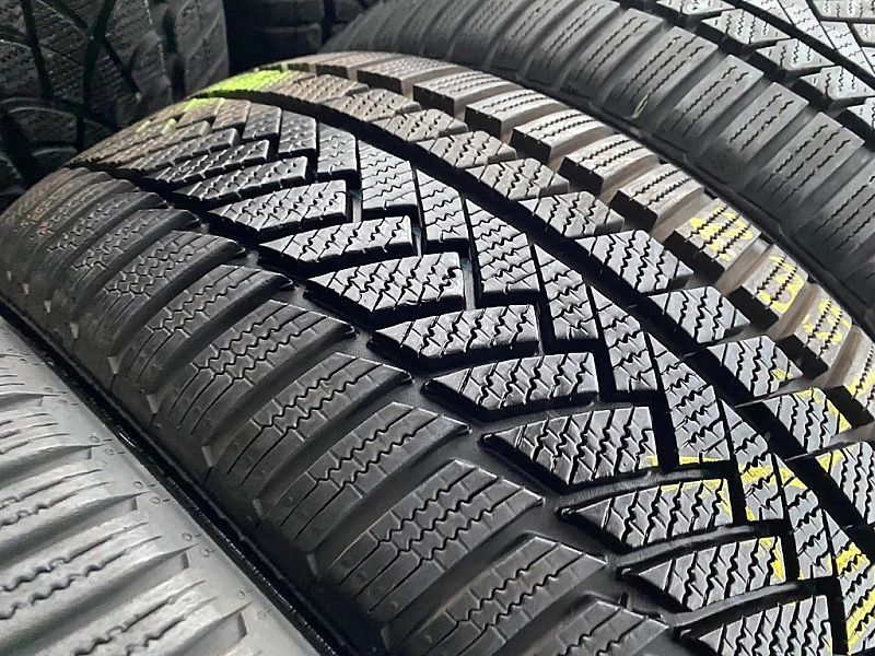 235/45r17 Continental Winter TS850P_8mm_4szt_(214)