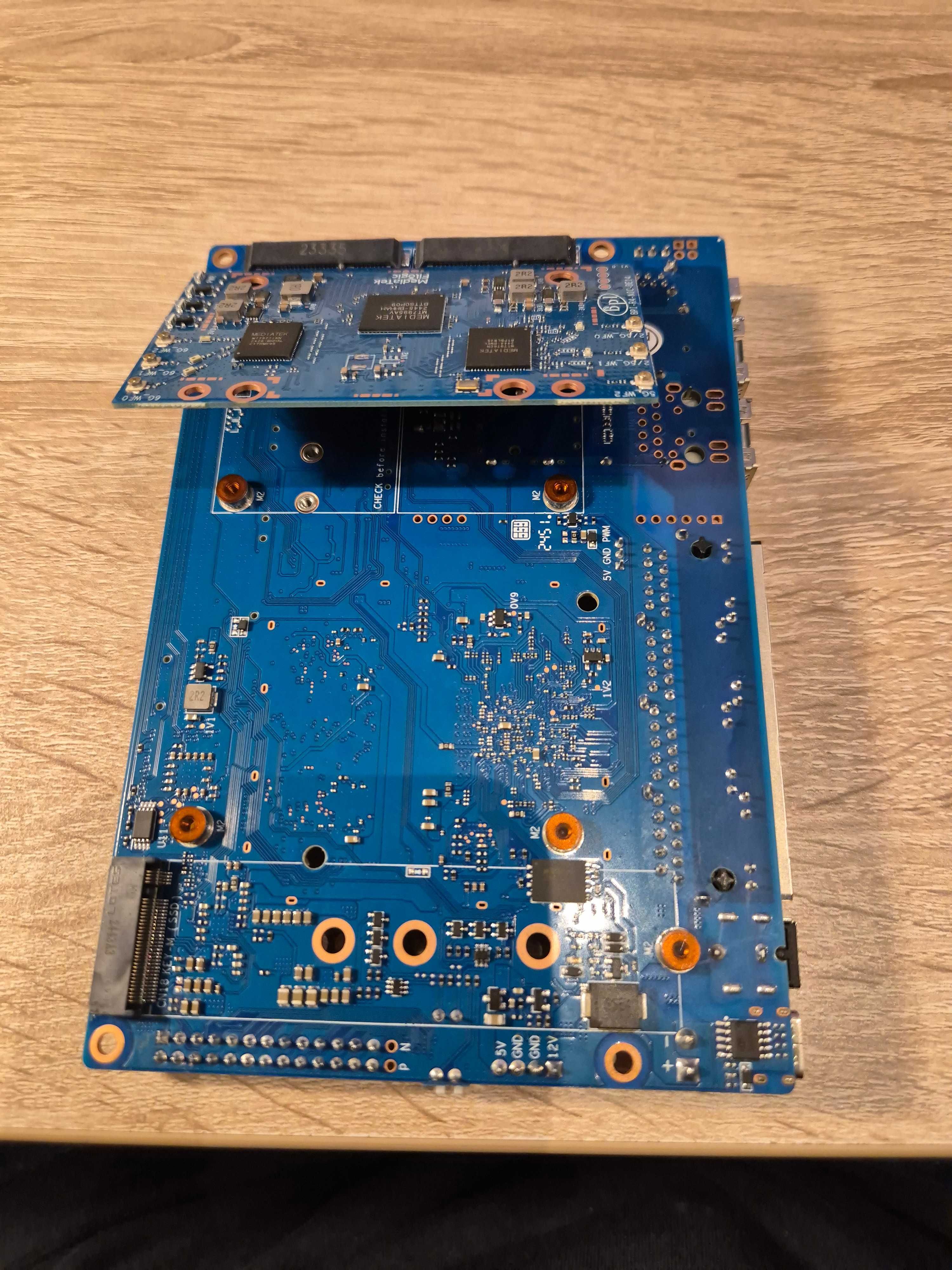 Router WIFI 7 Banana Pi BPI-R4 MT7988A (Filogic 880) BPI-R4-NIC-BE14