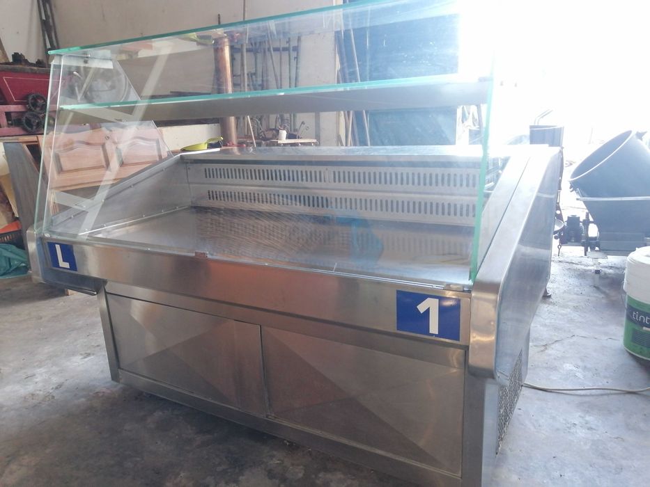 Vitrine inox refrigeradora comércio