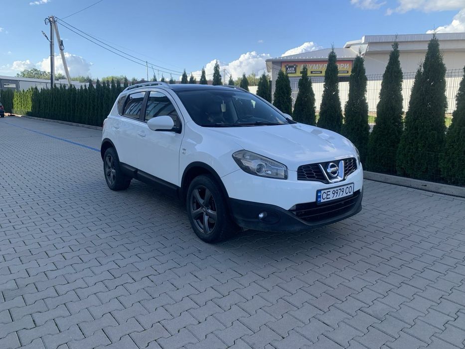 Продам Nissan Qashqai з автоматичною КПП