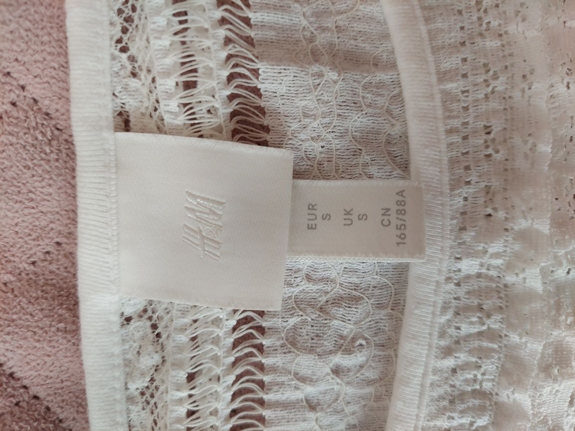 Białą bluzka z koronką S H&M