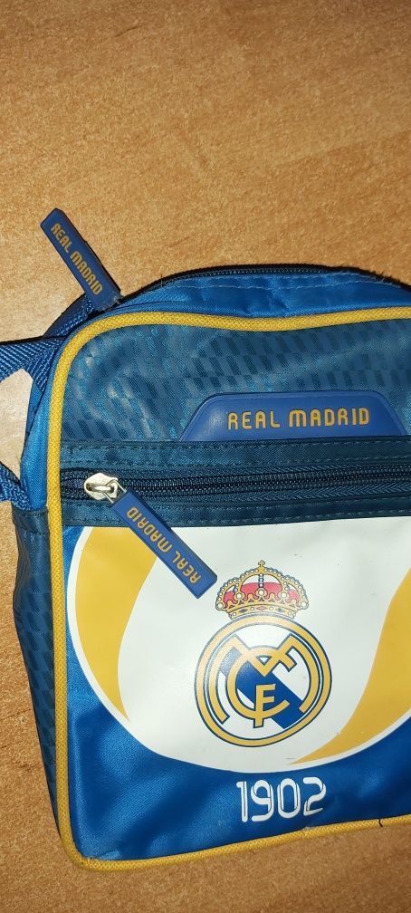 Real Madrit saszetka Blue 1902