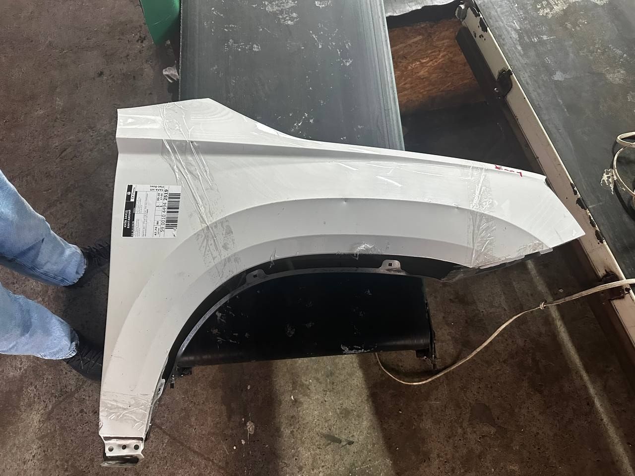 Крило Skoda Karoq 2017-2021 рік 57A821106A Крыло Шкода Карок