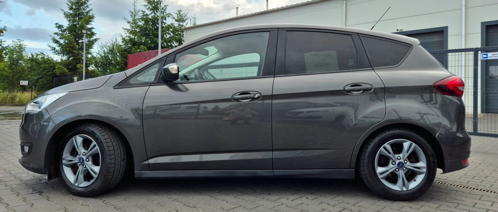 Ford C-MAX Ford C-Max 1.5 TDCi 2016 • 190 000 km • Od nowości w rodzinie