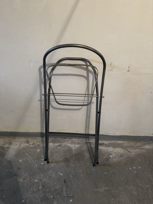 Stojak pod wanienke