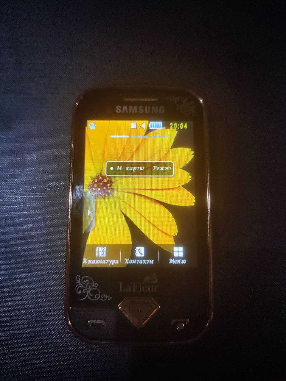 Продается телефон Samsung Le Fleur S7070