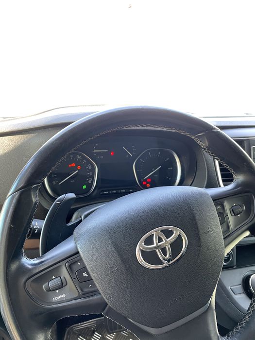 Toyota Proace Verso 2.0 144CV — 2018, avaria na caixa vel automática