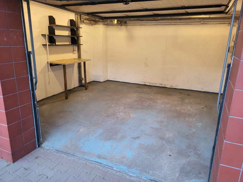 Duży, niezależny garaż w ścisłym centrum Poznania