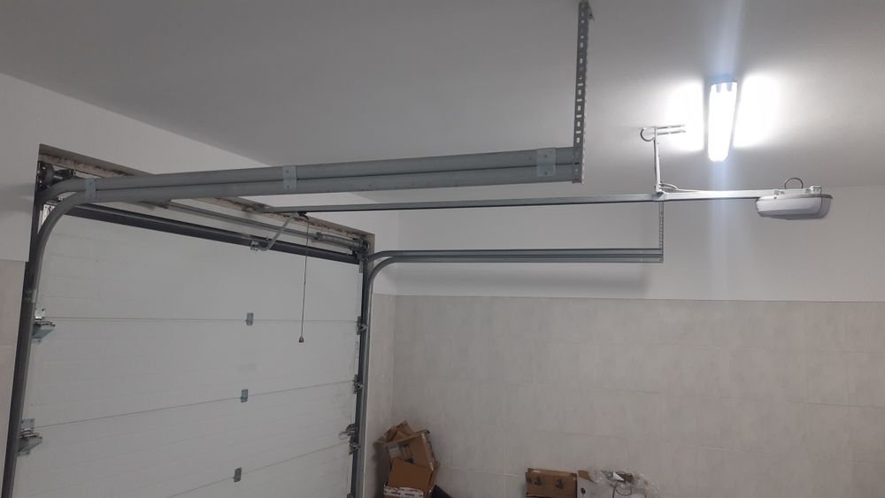 Portao de Geragem automatico com Motor + Estrutura