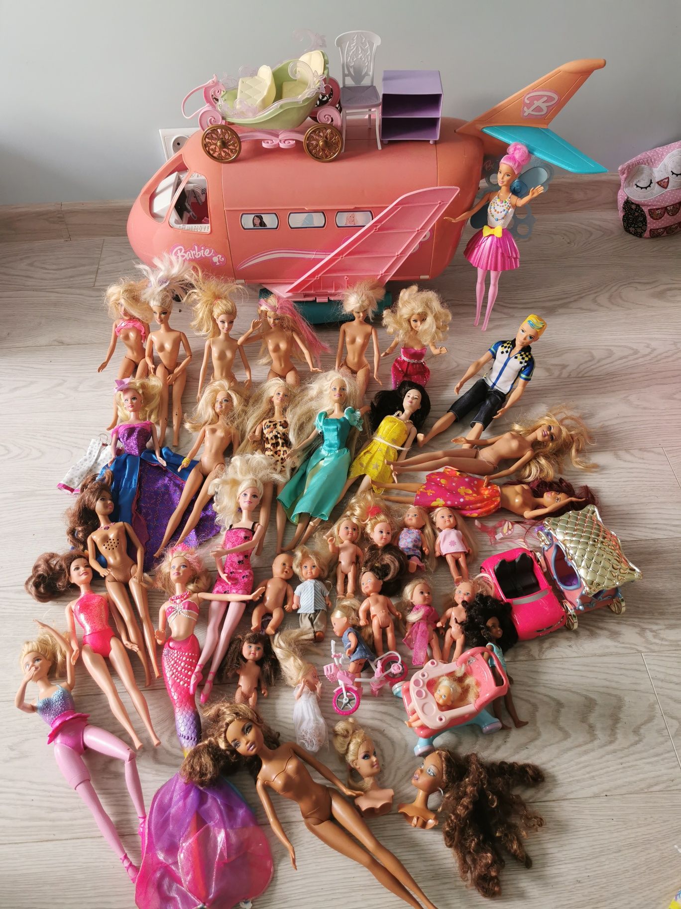 Giga zestaw barbie ponad 20 szt pełno dodatków plus wielki samolot