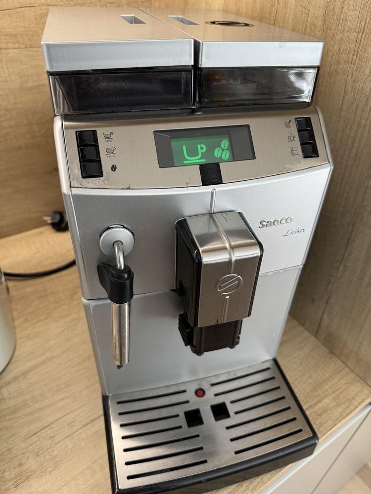 Maquina de cafe Saeco Lirika