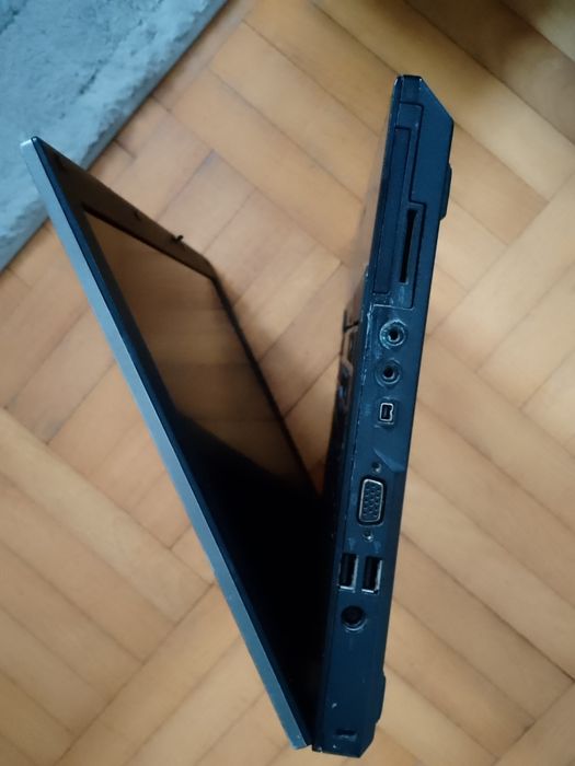 Dell latitude E.