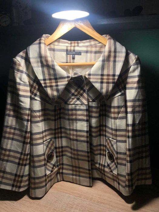 Жіночий кардиган