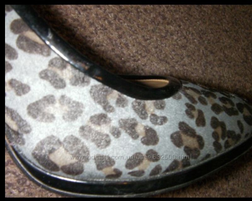 Новые женские туфли Clarks- 41 размер