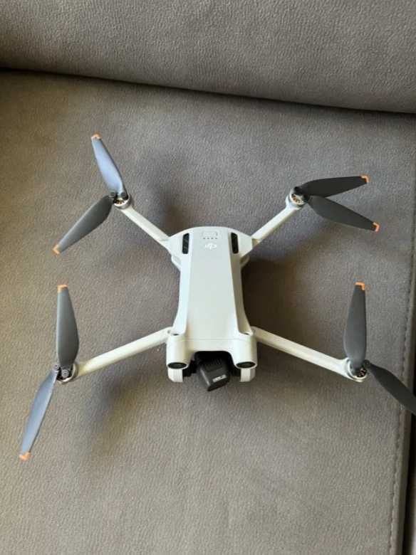DJI Mini 3 Pro com RC + Mala e extras