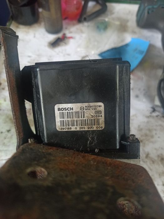 Блок ABS /ASR 6Q0907379H Шкода Фабия 1.4