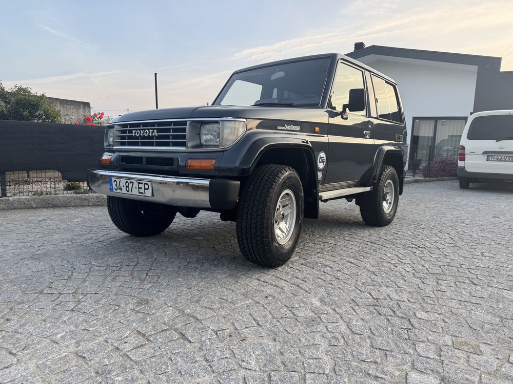 Toyota landcruiser vx 3000