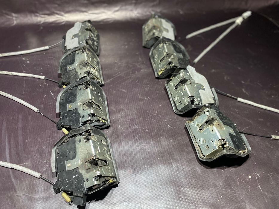 Замок BMW X5 E53 бмв х5 передний задний розборка шрот дверний БМВ Х5