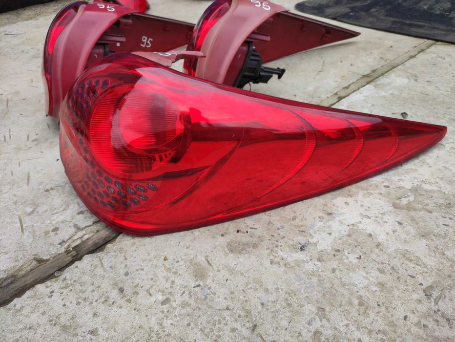 Стоп Peugeot 207 sw універсал ліхтар Пежо 207 фонар стопи 9680158080