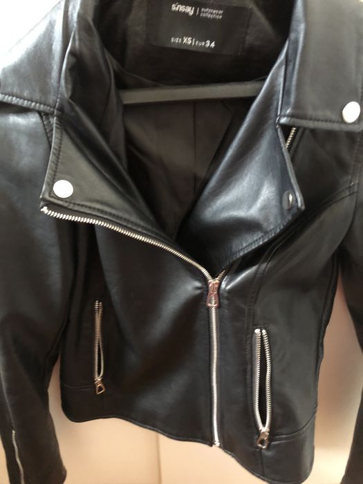 Жіноча шкріна курта