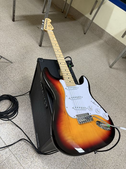 Guitarra strat partcaster c/pickups noisless