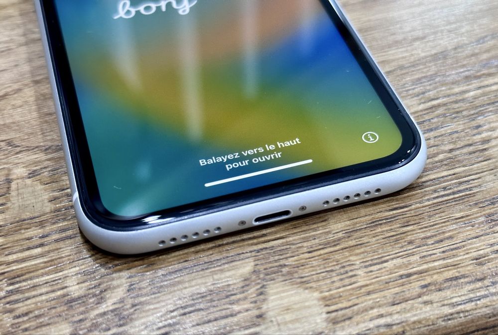Iphone XR biały, zadbany, nienaprawiany, bateria 96%