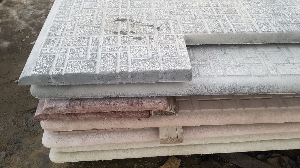 Готові фундаменти під пам'ятники,протипросадочні плити, перемички