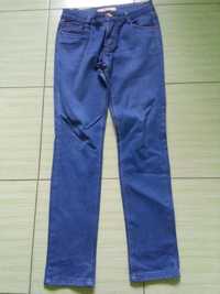 Spodnie damskie jeans niebieskie r. 38 M pas 74cm jak nowe