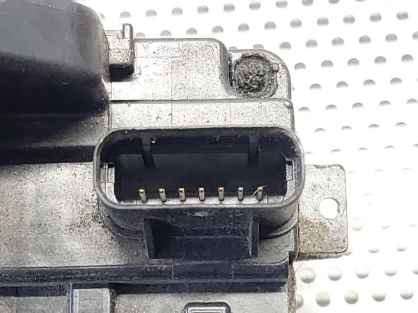 Fechadura / fecho porta trás direito KIA Ceed (ED)