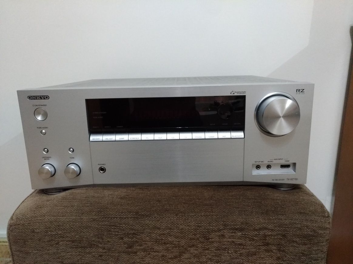 Receptor A/V Onkyo TX-RZ730