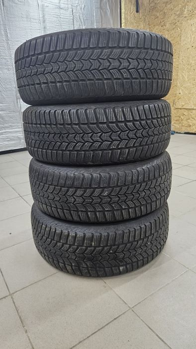Używane opony zimowe 215/60R16 Dębica Frigo HP  2