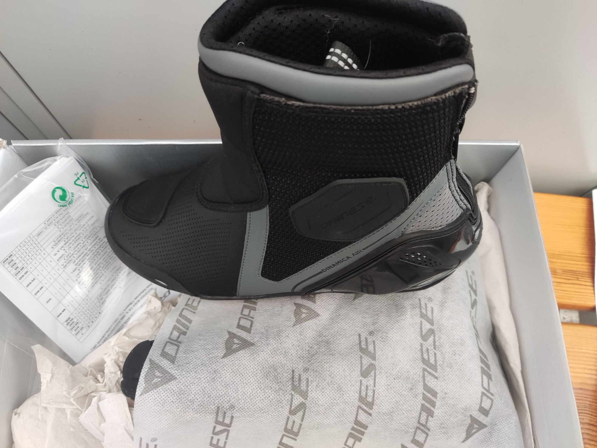 Dainese botas n40 NOVAS.