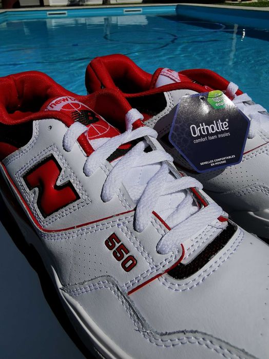 New Balance 550 White/Red 41,5 l 42