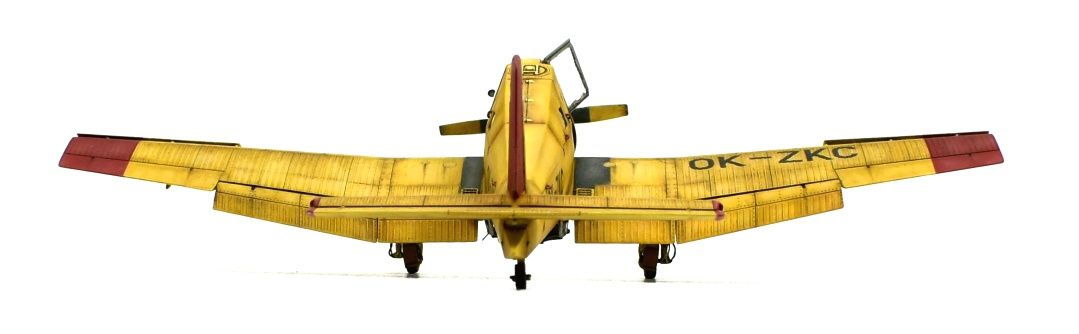 Z-37 Čmelák 1/72 Eduard