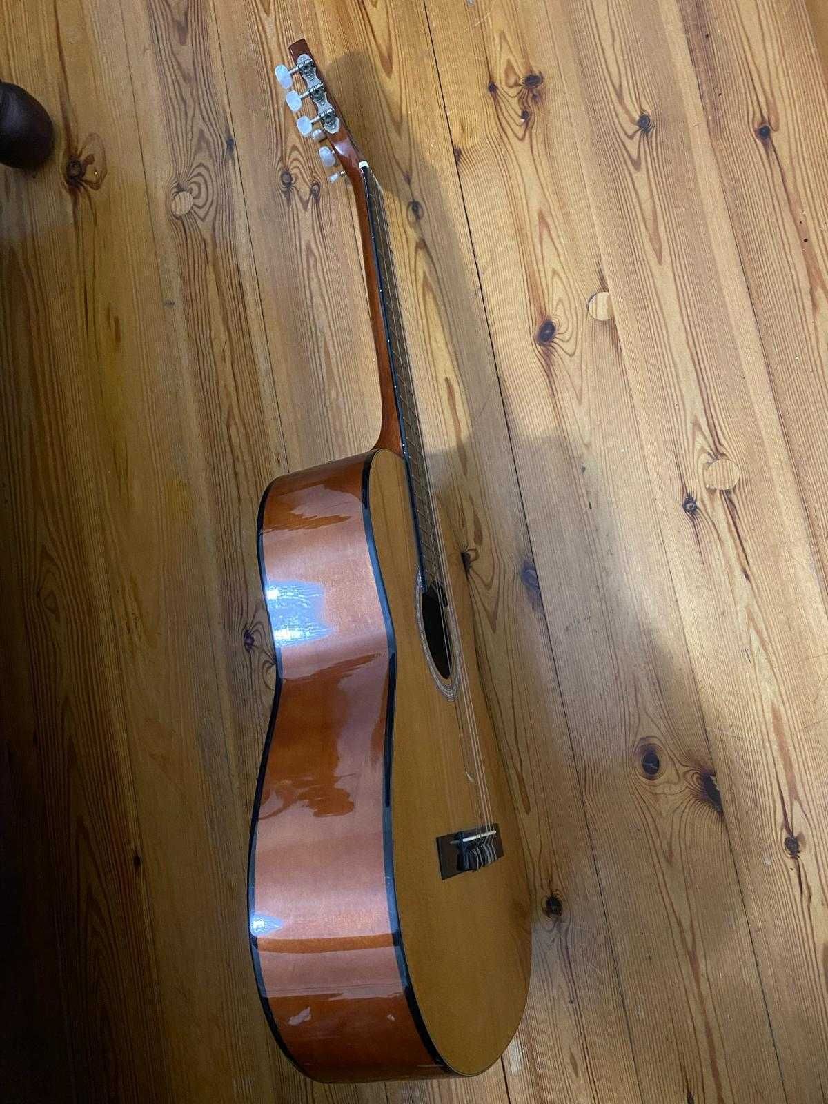 Gitara klasyczna Hofner HC206-4/4 + torba transportowa + uchwyt