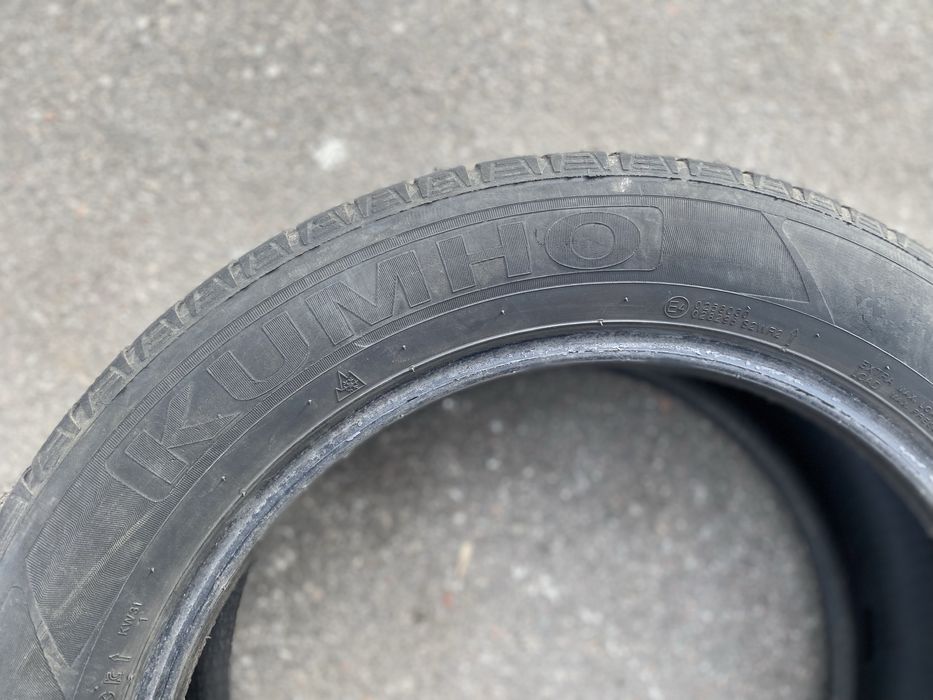 Kumho 215/55/17 зима