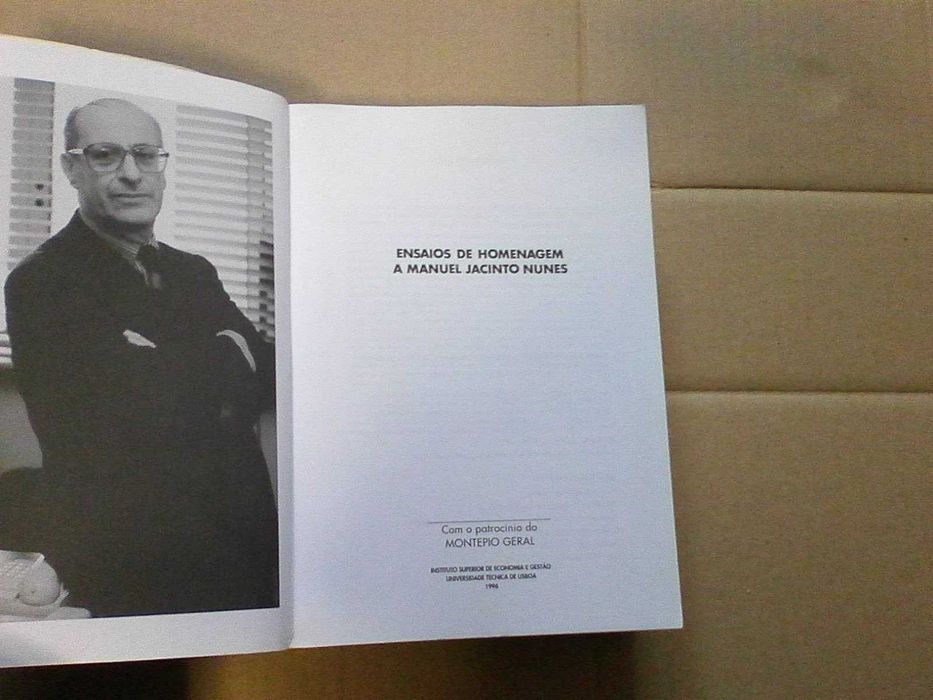 Ensaios de Homenagem a Manuel Jacinto Nunes
