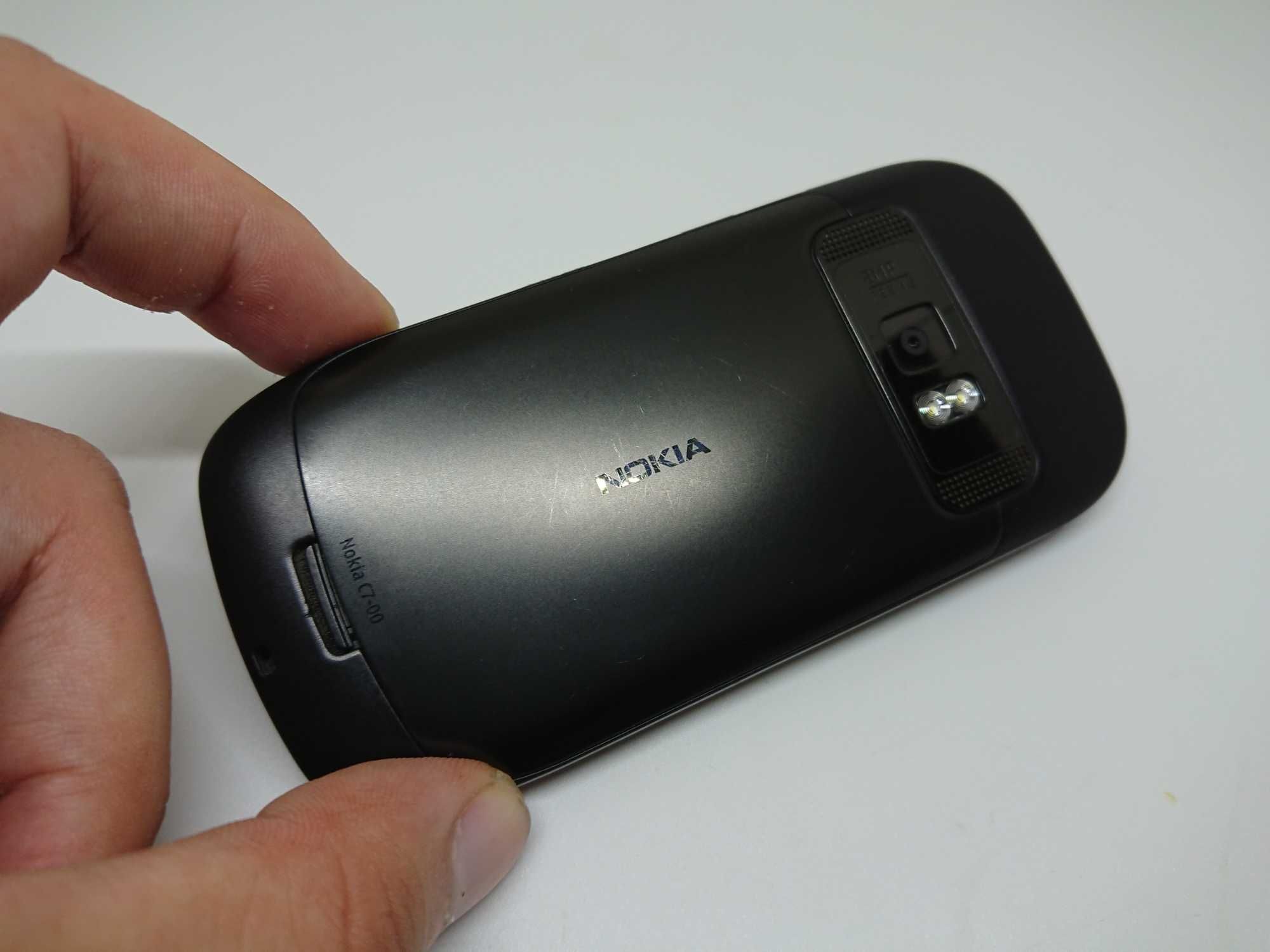 Kultowy Telefon Nokia C7-00 (Symbian Belle, Transmiter FM, NFC)