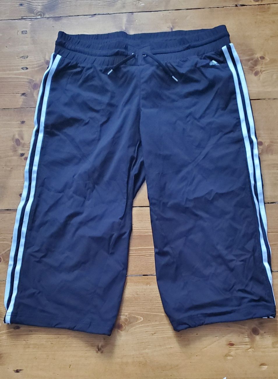 Жіночі бриджі шорти adidas climacool