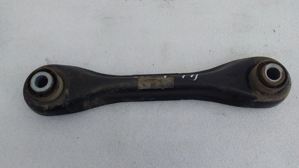 Braço de suspensão trás direito FORD C-Max II (DXA/CB7, DXA/CEU)