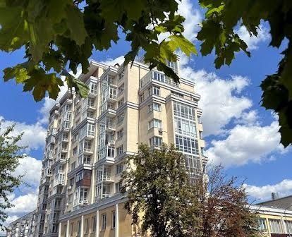 Продам нежитлове приміщення в центрі Вишневого