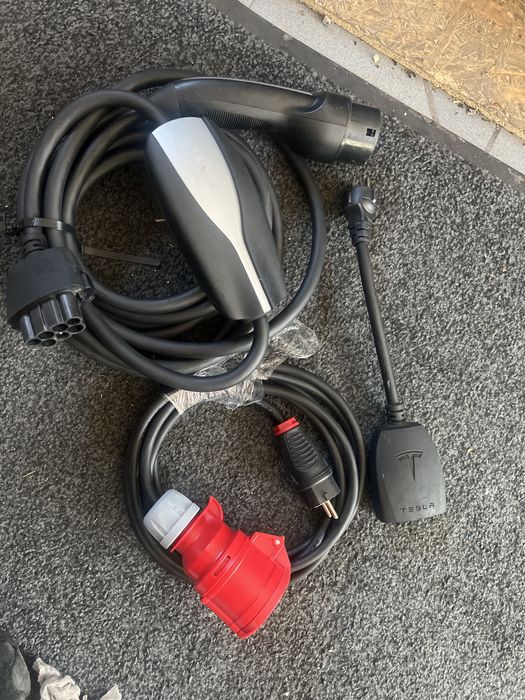 Gniazdo do ladowarek z 400v na 230v 16a do aut