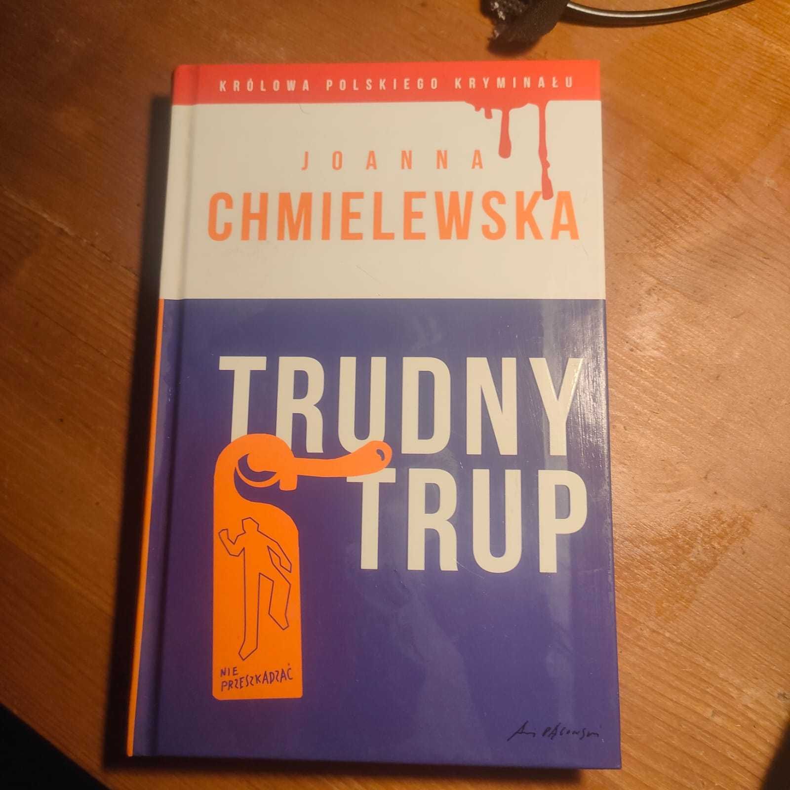 Joanna Chmielewska Trudny trup